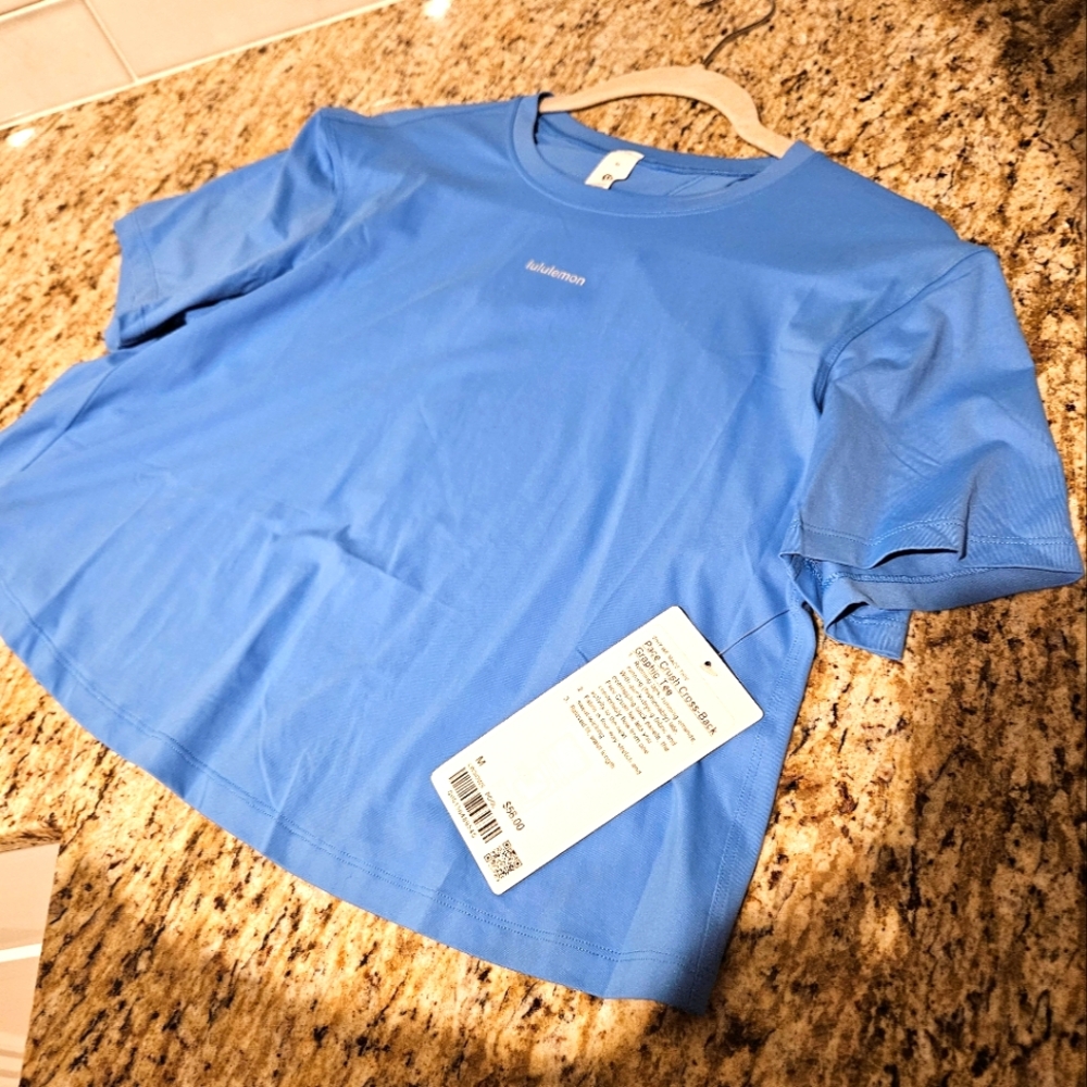 Lululemon, Pace Crush Cross- Back Graphic T- Shirt, Size L *NWT*